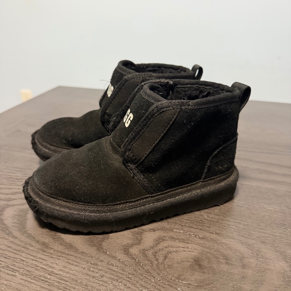 UGG Child Boot Neumel Toddler Ankle Black Size 12